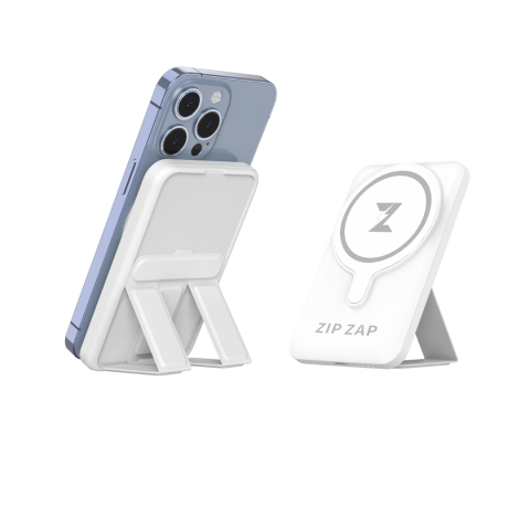 photograph of Zap Pad wireless magnetic power bank 5000mAh